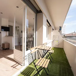 Studio Moderne Refait à Neuf Avec Balcon Valence (Drome)